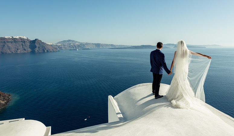 Santorini honeymoon